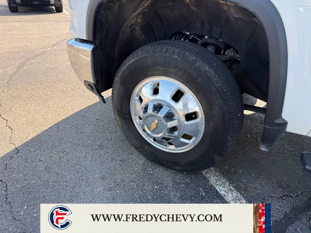 Used 2025 Chevrolet Silverado 3500 LT w/ Safety Package AWD/4WD image 39