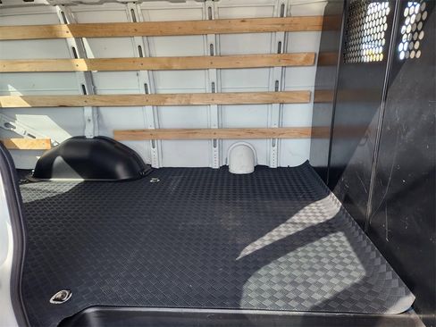 Certified 2024 Chevrolet Express 2500 w/ Driver Convenience Package image 28