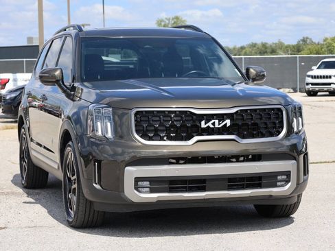 Used 2023 Kia Telluride SX X-Line image 4