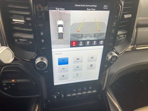 Used 2022 RAM 3500 Limited image 17