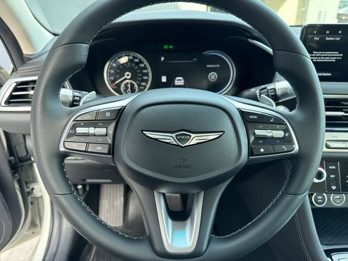 New 2026 Genesis G70 2.5T image 8