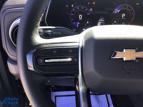 Used 2025 Chevrolet Colorado LT w/ Advanced Trailering Package image 28