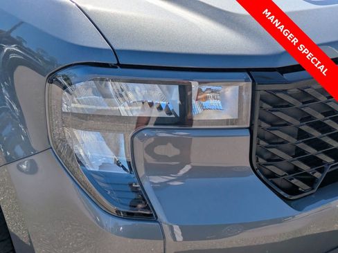 New 2025 Ford Maverick XLT w/ XLT Luxury Package image 9
