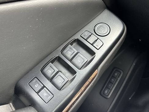 Used 2015 Chevrolet Tahoe LT AWD/4WD image 8