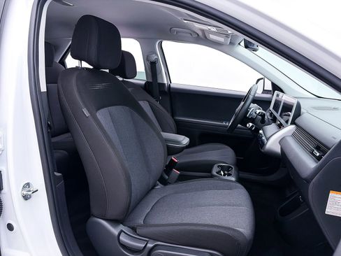Used 2024 Hyundai Ioniq 5 SEL RWD image 36