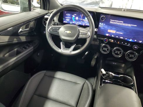 Used 2024 Chevrolet Blazer EV LT AWD/4WD image 13