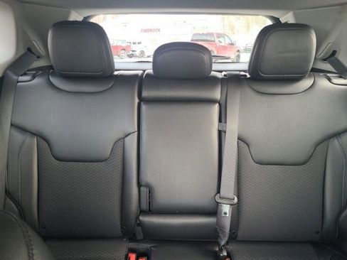 Used 2022 Jeep Compass Latitude w/ Convenience Group image 17