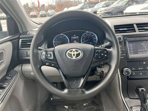 Used 2017 Toyota Camry LE image 16