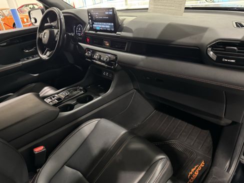 Used 2024 Honda Pilot TrailSport image 42