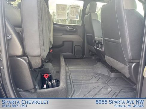 Used 2023 Chevrolet Silverado 1500 ZR2 w/ Technology Package image 31