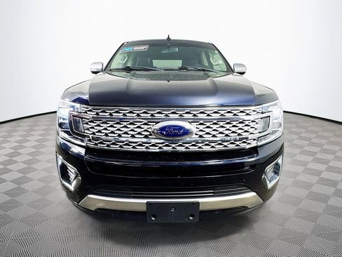 Used 2021 Ford Expedition Platinum image 2