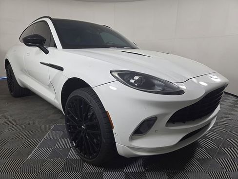 Used 2022 Aston Martin DBX AWD/4WD image 4