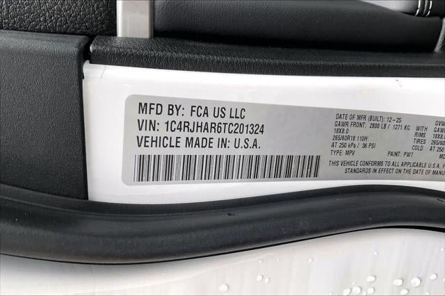 New 2026 Jeep Grand Cherokee Altitude AWD/4WD image 28