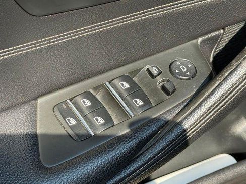 Used 2018 BMW 530i RWD image 8
