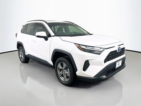 Used 2023 Toyota RAV4 XLE w/ Convenience Package AWD/4WD image 3
