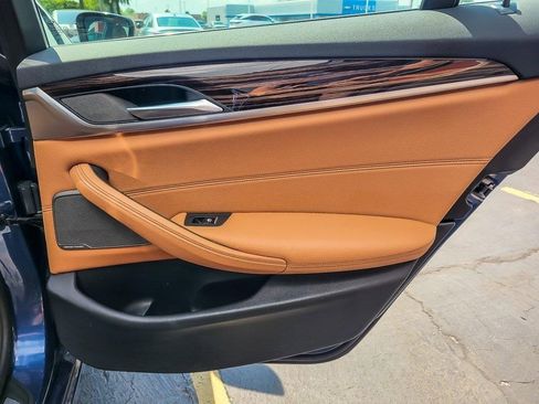 Used 2022 BMW 540i xDrive w/ Premium Package image 20