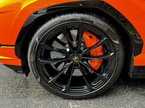 Used 2023 Lamborghini Urus S image 4