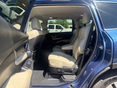 Used 2019 Subaru Ascent Limited w/ Popular Package #3 AWD/4WD image 15