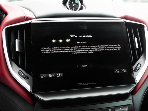 Used 2022 Maserati Ghibli Modena Q4 image 45