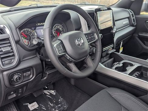 New 2025 RAM 1500 Big Horn image 10