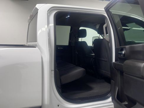 Used 2024 Chevrolet Silverado 2500 Custom w/ Custom Value Package AWD/4WD image 18