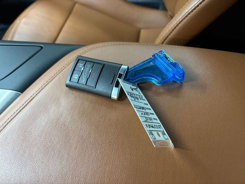 Used 2015 Chevrolet Corvette Stingray Coupe w/ 2LT Preferred Equipment Group image 29