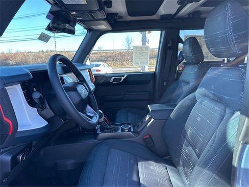 New 2025 Ford Bronco Heritage Edition image 9