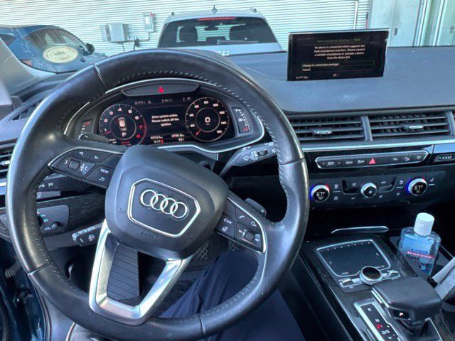 Used 2018 Audi Q7 3.0T Premium Plus w/ Premium Plus Package AWD/4WD image 9