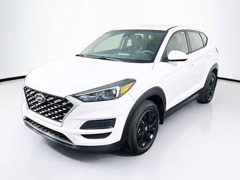 Used 2021 Hyundai Tucson SE image 3