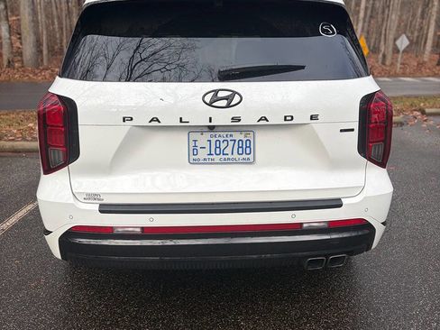 Used 2024 Hyundai Palisade Calligraphy image 3