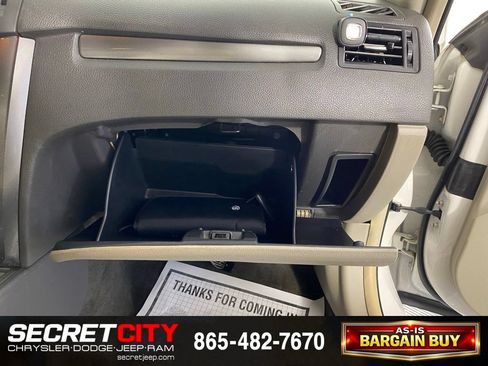 Used 2010 Ford Fusion SEL FWD image 28
