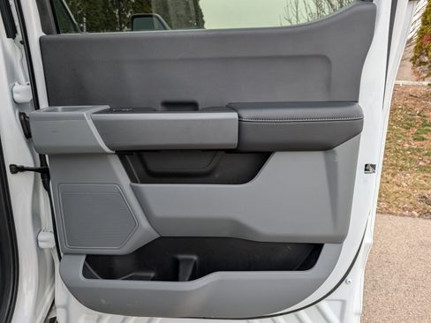 Used 2025 Ford F250 XLT image 37