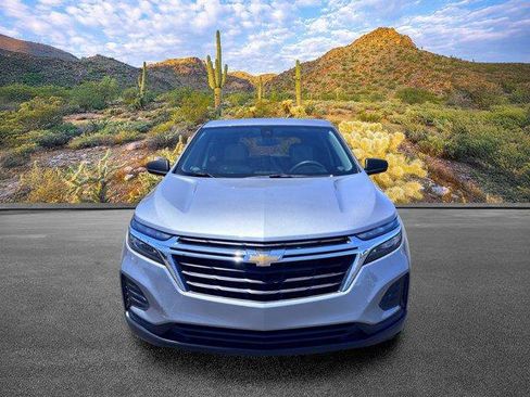 Used 2024 Chevrolet Equinox LS w/ LS Convenience Package FWD image 5