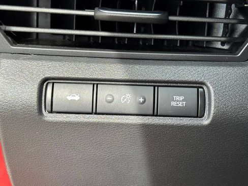 Used 2025 Nissan Altima 2.5 SR FWD image 24