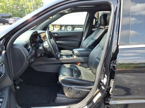 Used 2023 Dodge Durango R/T RWD image 4