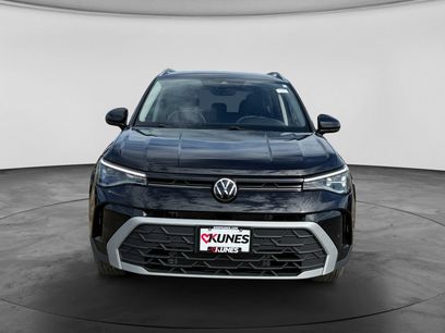 Used 2025 Volkswagen Taos SE