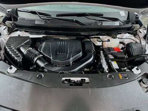 Used 2025 Buick Enclave Preferred image 35