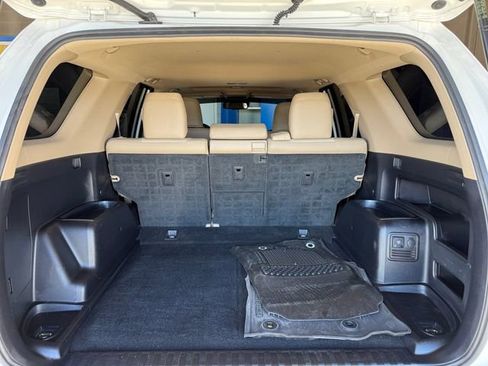 Used 2022 Toyota 4Runner SR5 Premium image 6