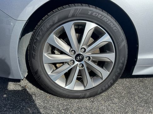 Used 2015 Hyundai Sonata Sport image 9