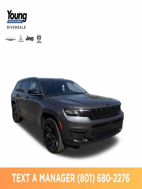 Used 2022 Jeep Grand Cherokee L Limited AWD/4WD image 4
