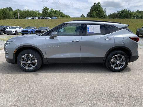 Used 2023 Chevrolet Blazer LT w/ Convenience Package FWD image 13