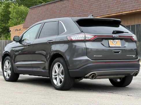 Used 2018 Ford Edge Titanium w/ Technology Package AWD/4WD image 2