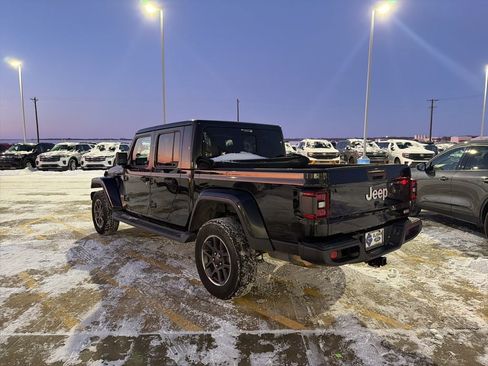 Used 2020 Jeep Gladiator Overland w/ Dual Top Group image 5