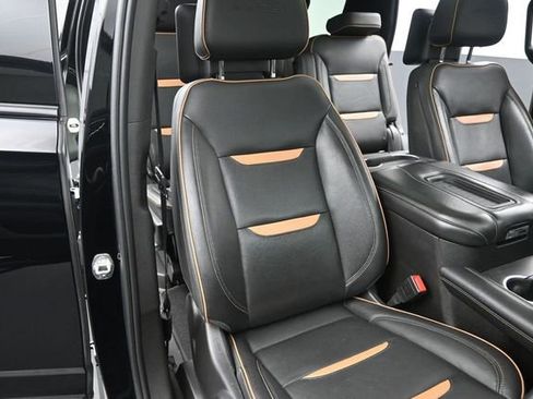 Used 2021 GMC Yukon AT4 w/ AT4 Premium Plus Package AWD/4WD image 21