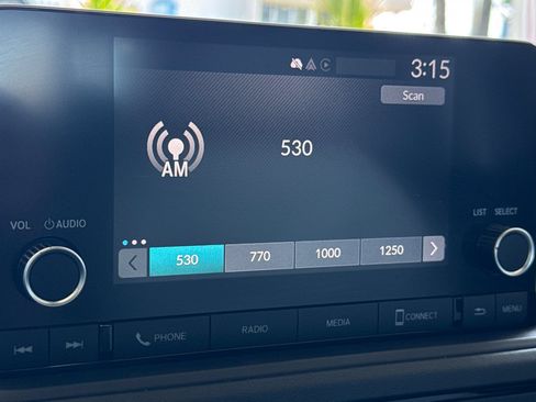 Certified 2023 Honda Accord LX image 17