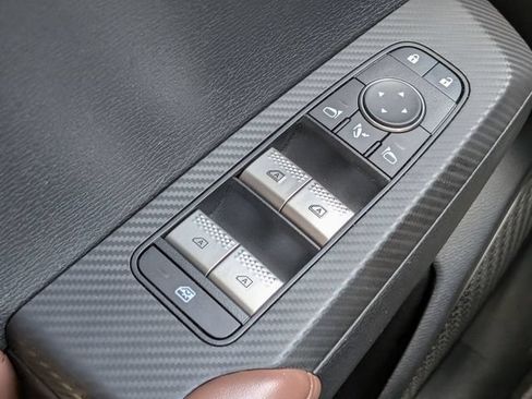 Used 2025 Mitsubishi Outlander SEL AWD/4WD image 27