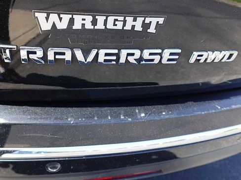 Used 2018 Chevrolet Traverse Premier AWD/4WD image 10