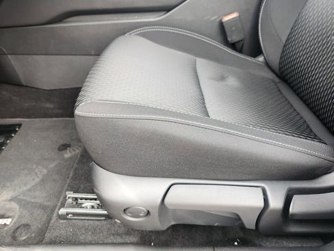 Used 2025 Mitsubishi Outlander ES image 24