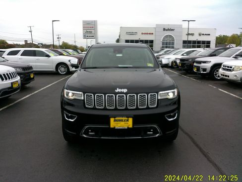 Certified 2018 Jeep Grand Cherokee Overland image 1