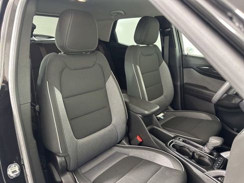 Used 2025 Chevrolet TrailBlazer LT AWD/4WD image 15